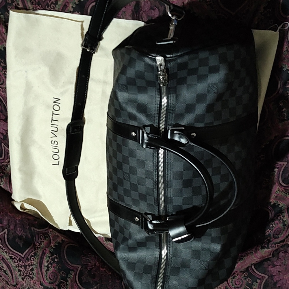 AUTHENTIC LOUIS VUITTON 45 black duffle bag